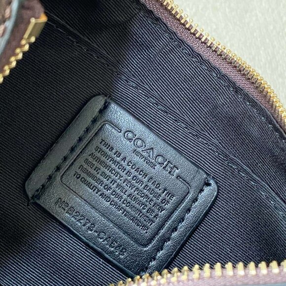 NWT Coach Outlet Teri Hobo Bag In Signature Canvas - Picture 9 of 9